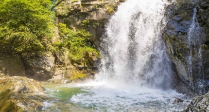 구례군 산동면 수락폭포...더위 날리는 시원한 폭포