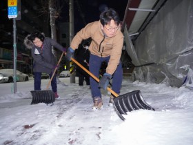 강기정 광주광역시장, 내 집 앞 눈치우기 참여