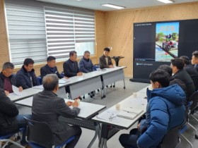 국립원예특작과학원 김명수 원장,  함평군 양파 기계화 단지 고충해결 나서