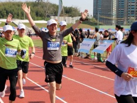 봄꽃 만개한 나주 영산강변서 즐기는 마라톤·자전거 최고