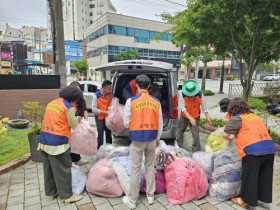 순천시 중앙동 마중물보장협의체, “찾아가는 이불세탁”으로 건강한 여름나기 준비