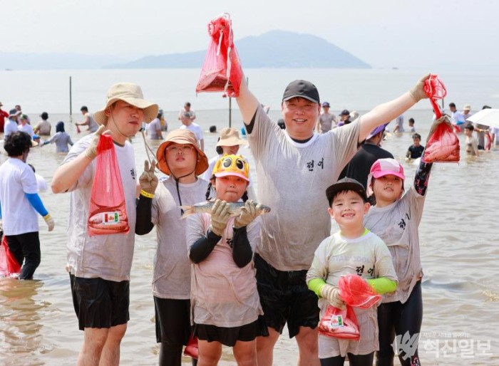 [크기변환]① 보성군 제16회 보성전어축제, 전어 잡으러 율포 바다로 풍덩! (3).jpg