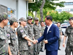 김한종 장성군수, 추석 맞아 기관‧사회복지시설 위문